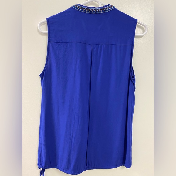 BEAUTIFUL TANK w/ BEADED COLLAR & DRAWSTRING - Picture 2 of 7